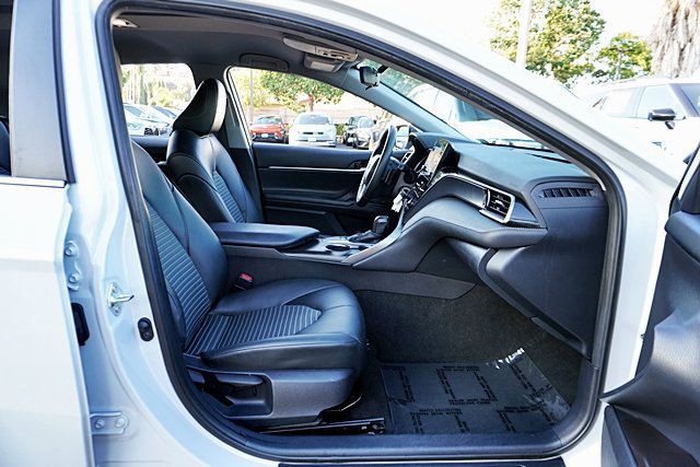 Used 2023 Toyota Camry SE FWD image 17