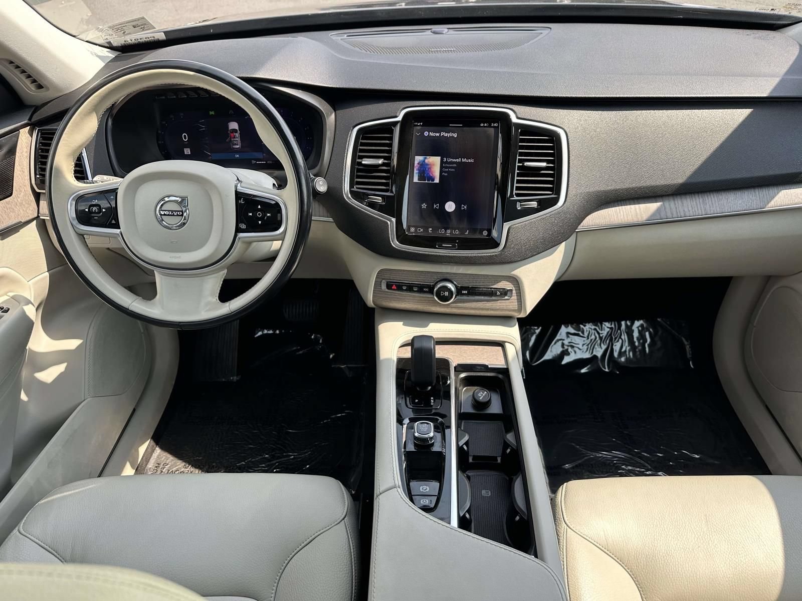 Used 2023 Volvo XC90 B6 Plus w/ Protection Package Premier AWD/4WD image 9