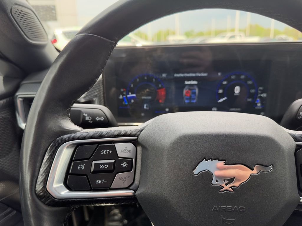 Used 2025 Ford Mustang Premium RWD image 23