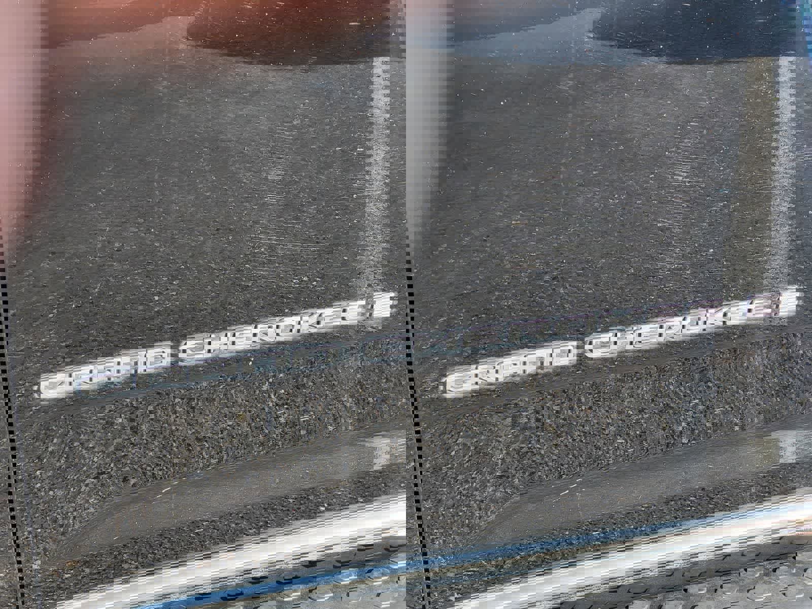 Used 2023 Jeep Grand Cherokee Summit image 7