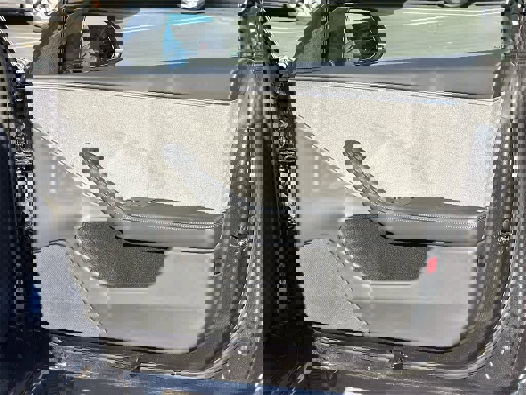 Used 2024 Tesla Model 3 Standard Range image 34