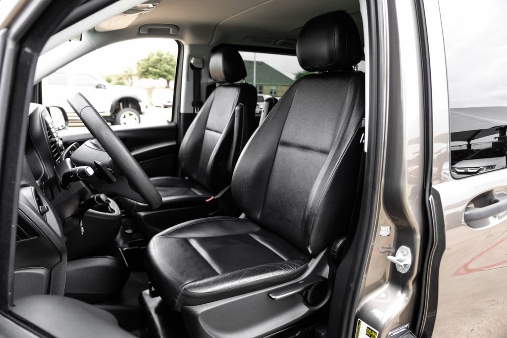 Used 2017 Mercedes-Benz Metris Passenger w/ Driver Efficiency Package image 29