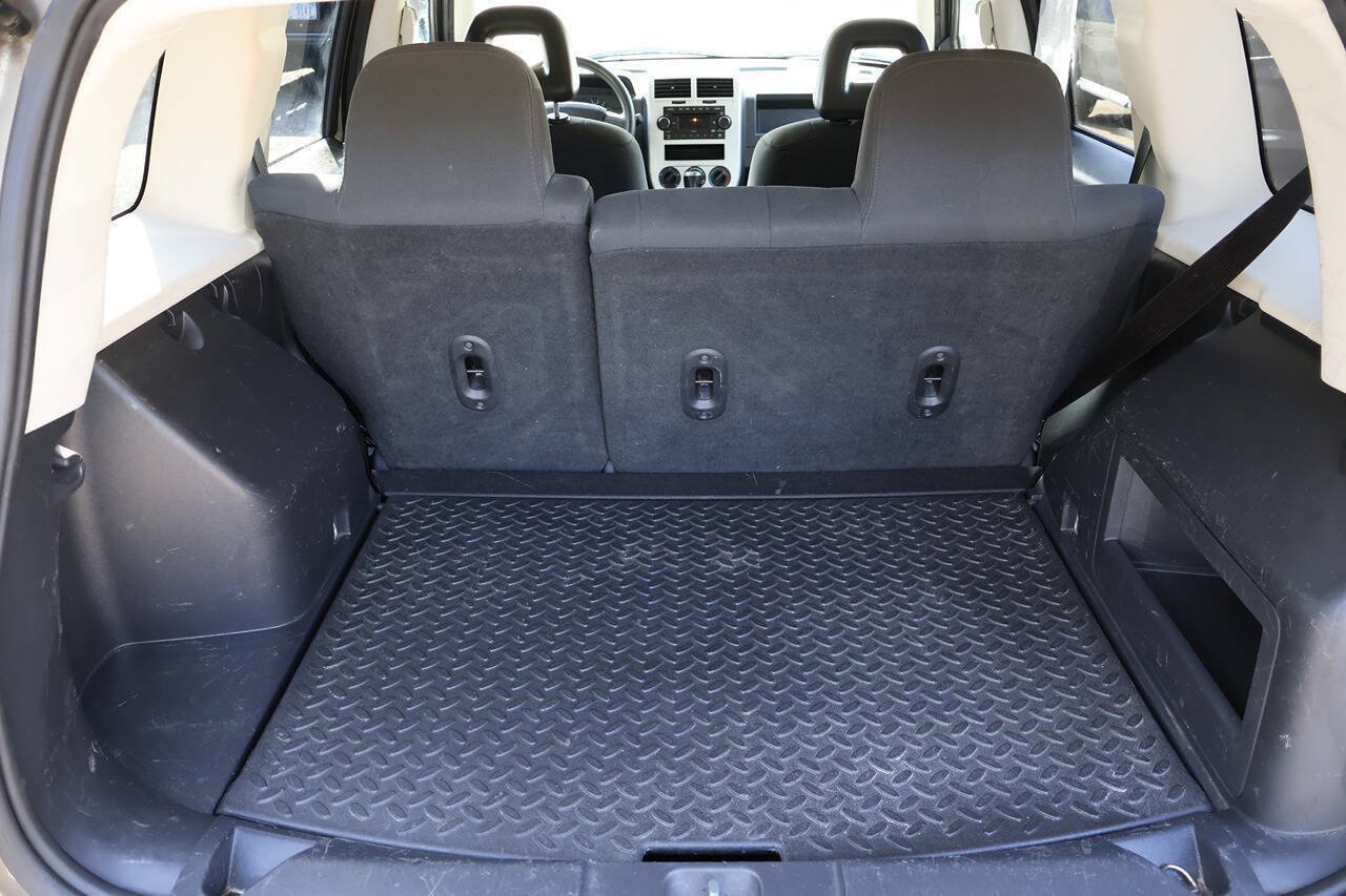 Used 2008 Jeep Patriot Sport FWD image 11
