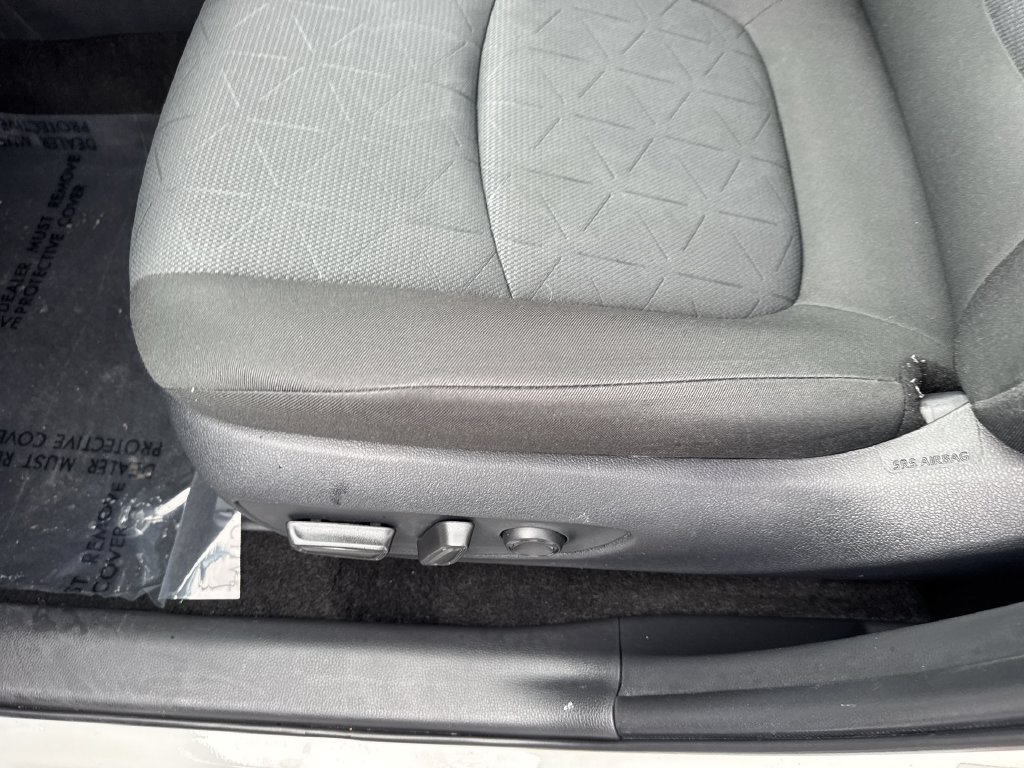 Used 2024 Toyota RAV4 XLE FWD image 41