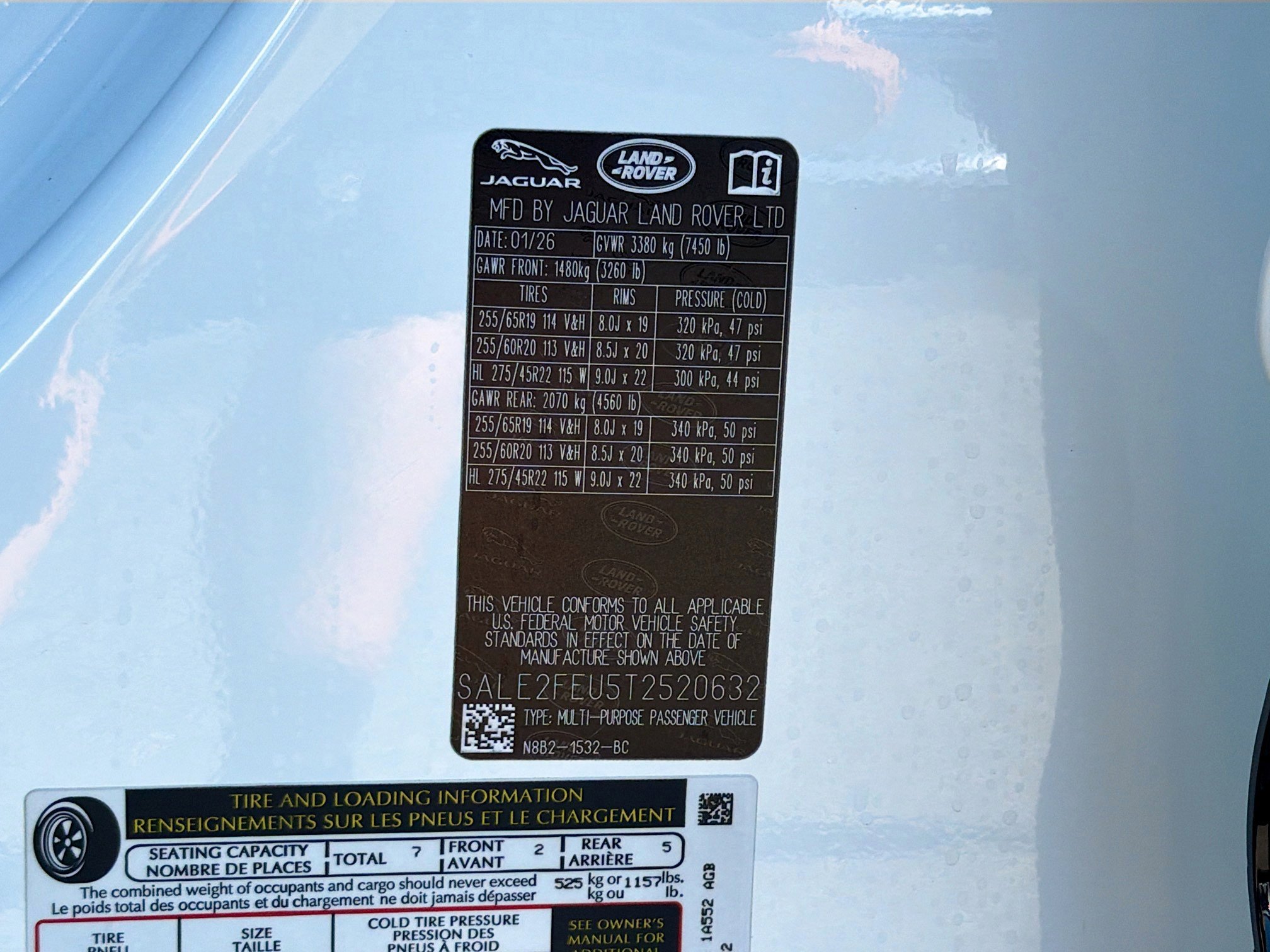 New 2026 Land Rover Defender 130 X-Dynamic SE image 44