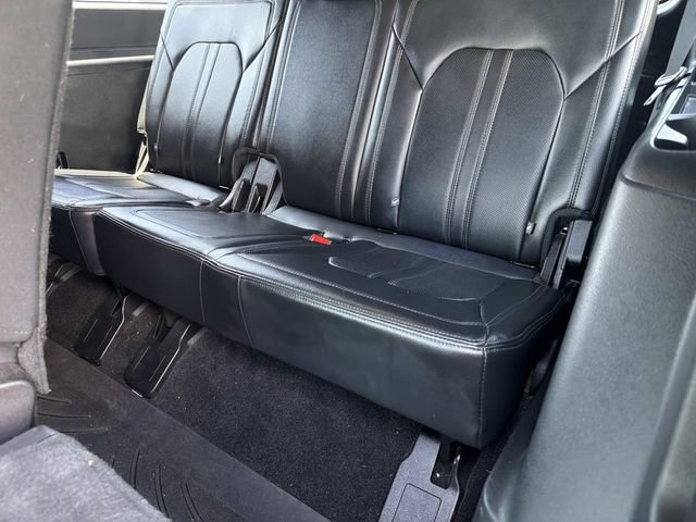 Used 2019 Ford Expedition Max Limited RWD image 20