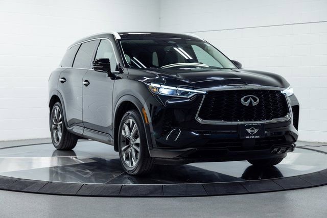 Used 2023 INFINITI QX60 Luxe w/ Cargo Package image 4