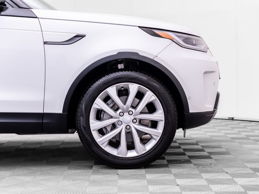 Used 2024 Land Rover Discovery S AWD/4WD image 37