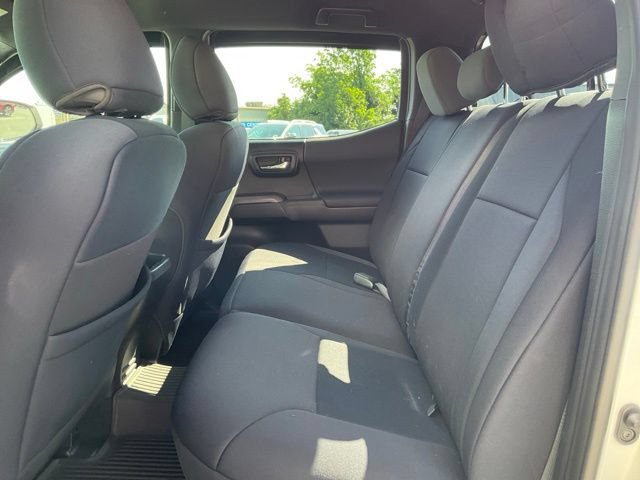 Used 2017 Toyota Tacoma TRD Off-Road w/ Tow Package (A/T) AWD/4WD image 8