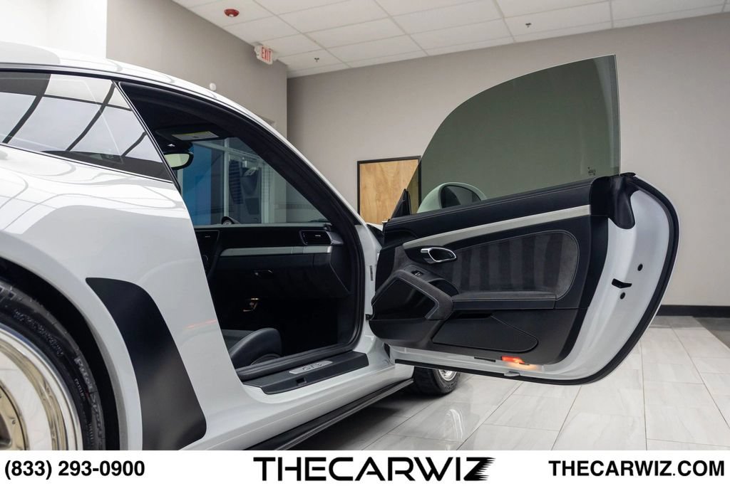 Used 2015 Porsche 911 GT3 RWD image 96