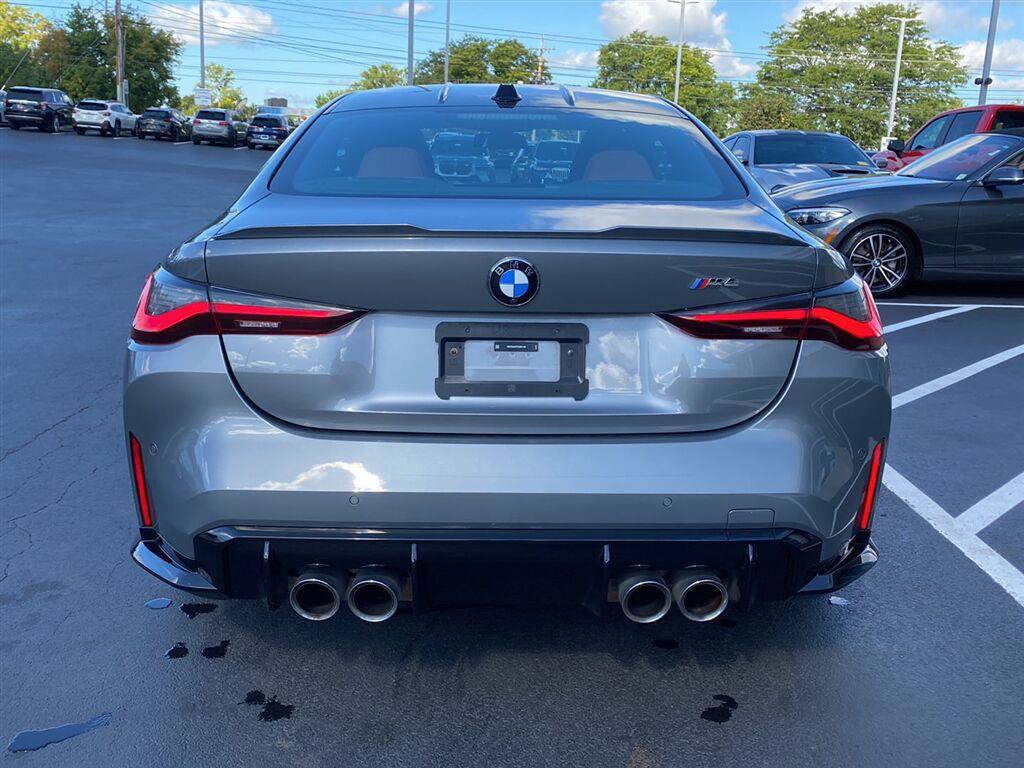 Used 2024 BMW M4 Coupe w/ Executive Package RWD image 4