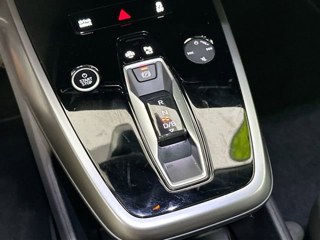 Used 2025 Audi Q4 e-tron Premium w/ Convenience Package image 17