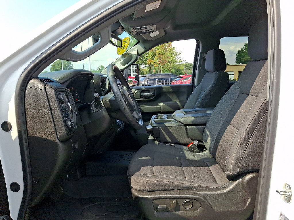 Used 2025 Chevrolet Silverado 2500 Custom w/ Custom Value Package AWD/4WD image 13