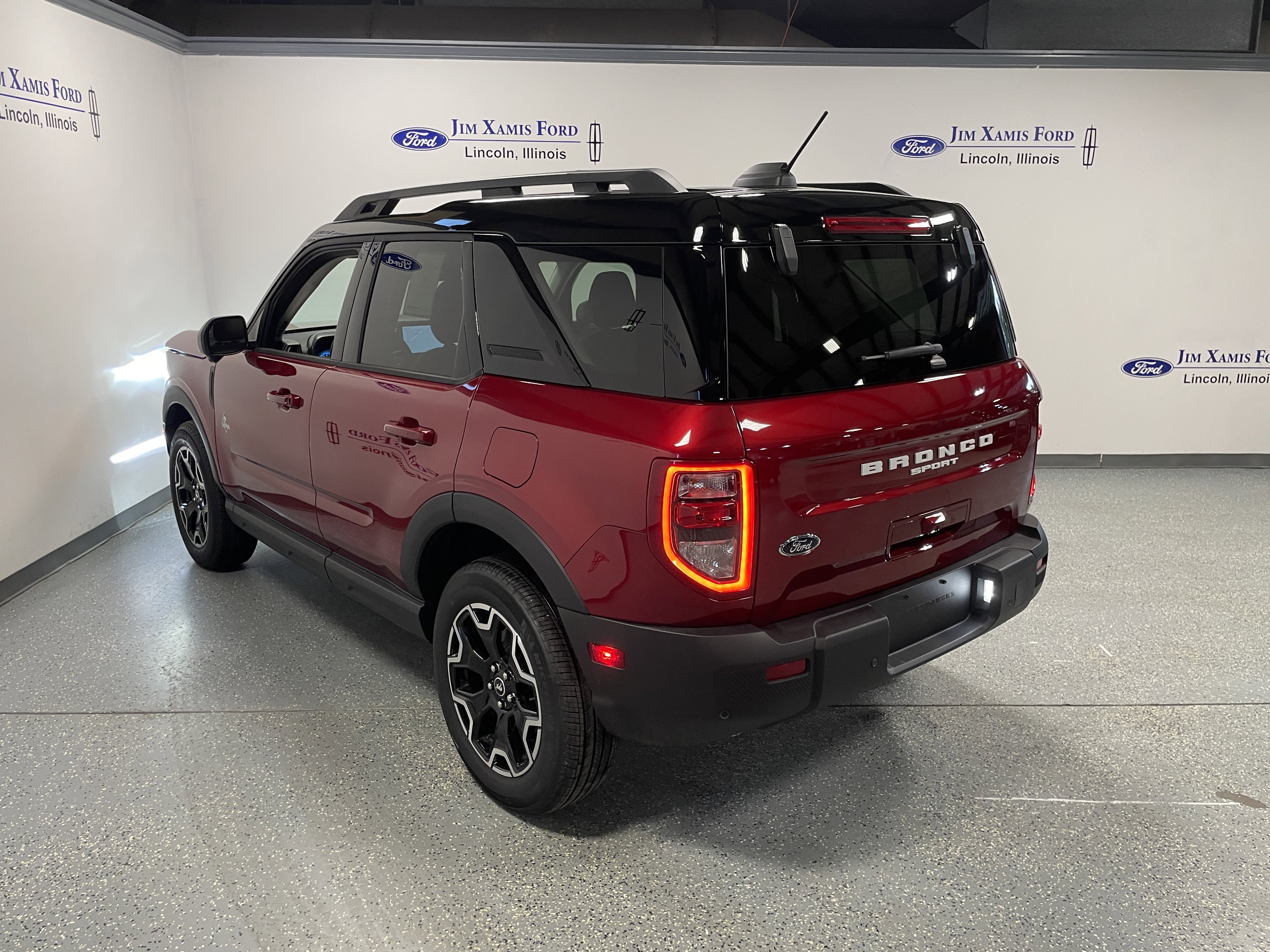 New 2025 Ford Bronco Sport Outer Banks w/ Outer Banks Tech Package+ image 4