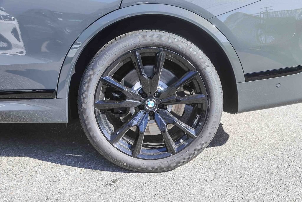 New 2027 BMW X7 M60i w/ Executive Package AWD/4WD image 8