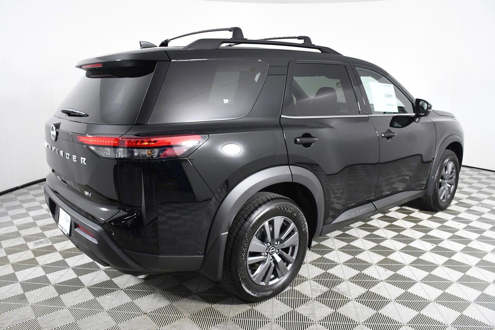 New 2024 Nissan Pathfinder SV w/ SV Premium Package image 11