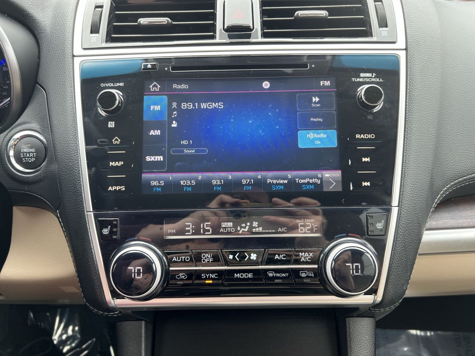 Used 2019 Subaru Outback 3.6R Limited AWD/4WD image 18