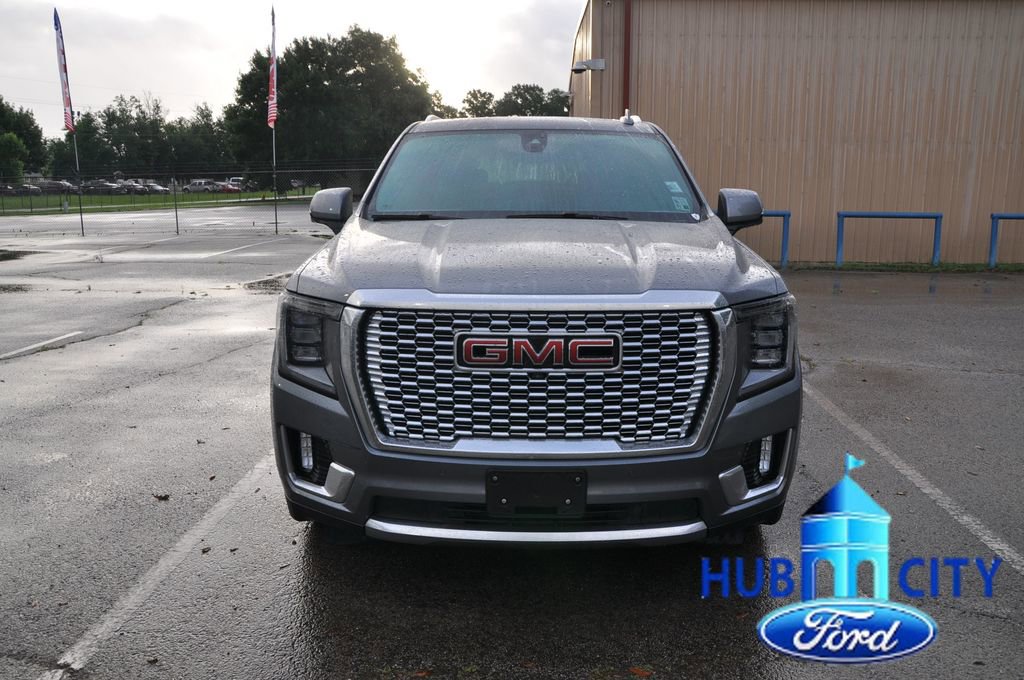 Used 2021 GMC Yukon Denali w/ Denali Ultimate Package AWD/4WD image 8