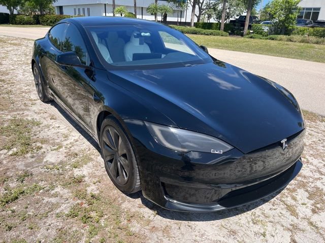 Used 2022 Tesla Model S Plaid image 3
