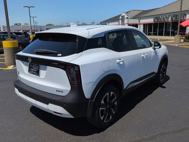Used 2025 Nissan Kicks SV AWD/4WD image 7