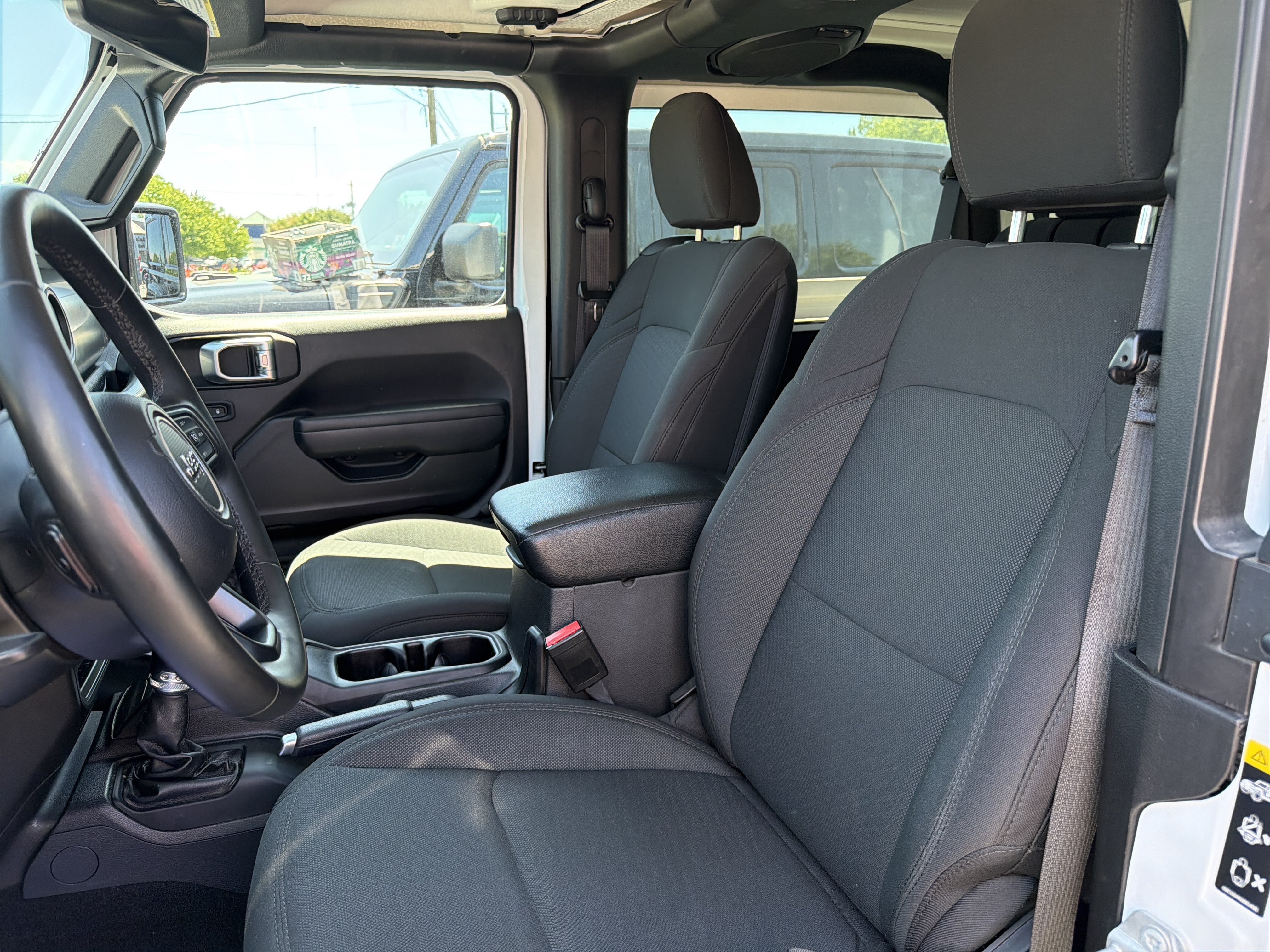 Used 2022 Jeep Wrangler Sport AWD/4WD image 12