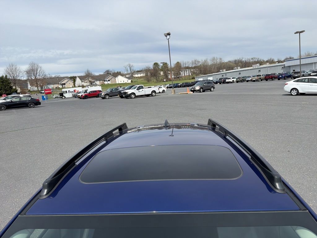 Certified 2025 Subaru Crosstrek 2.0i Premium image 9