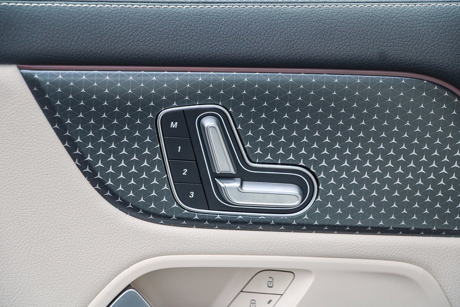 Certified 2025 Mercedes-Benz GLA 250 image 20