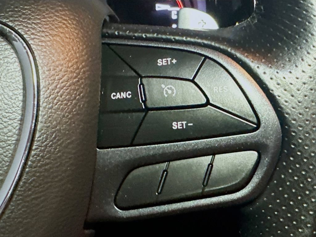 Certified 2022 Dodge Durango R/T AWD/4WD image 32