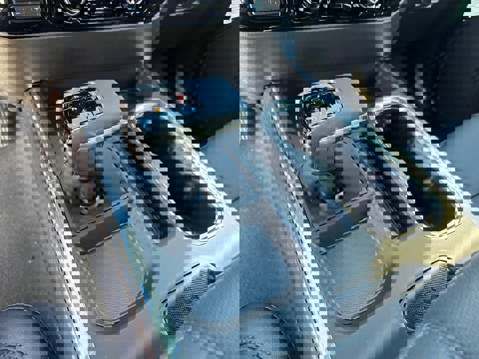 Used 2026 GMC Sierra 1500 SLT w/ SLT Premium Plus Package image 31