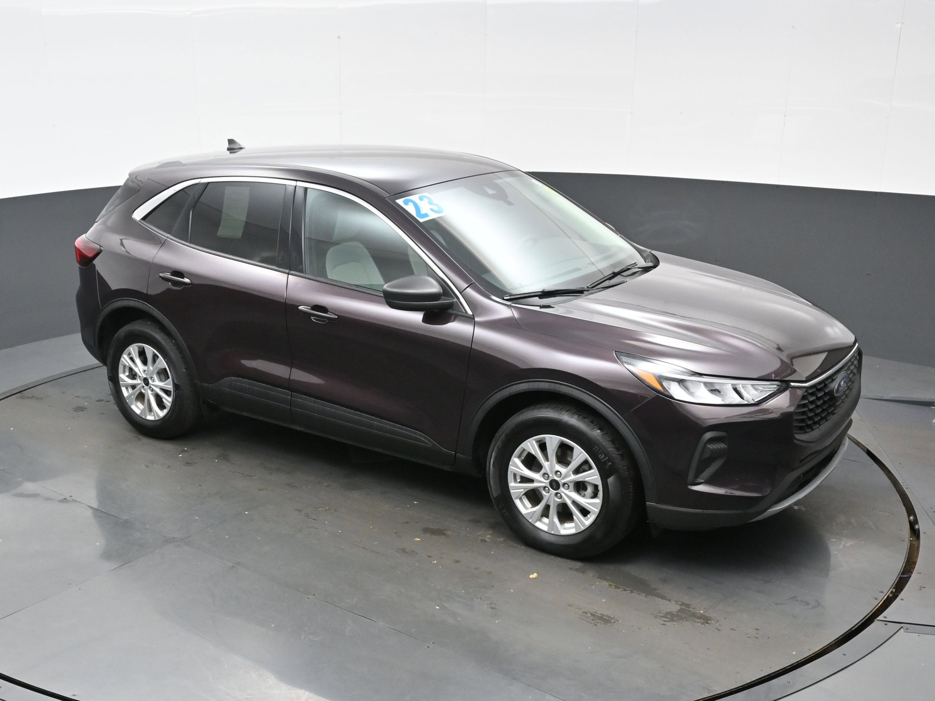 Used 2023 Ford Escape Active image 38