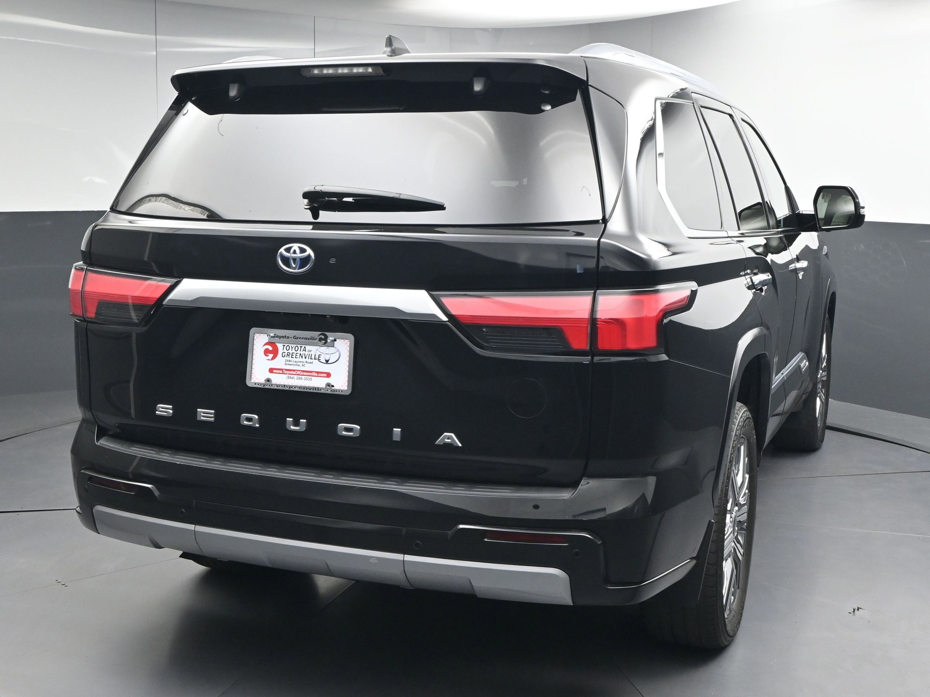 Certified 2024 Toyota Sequoia Capstone image 8
