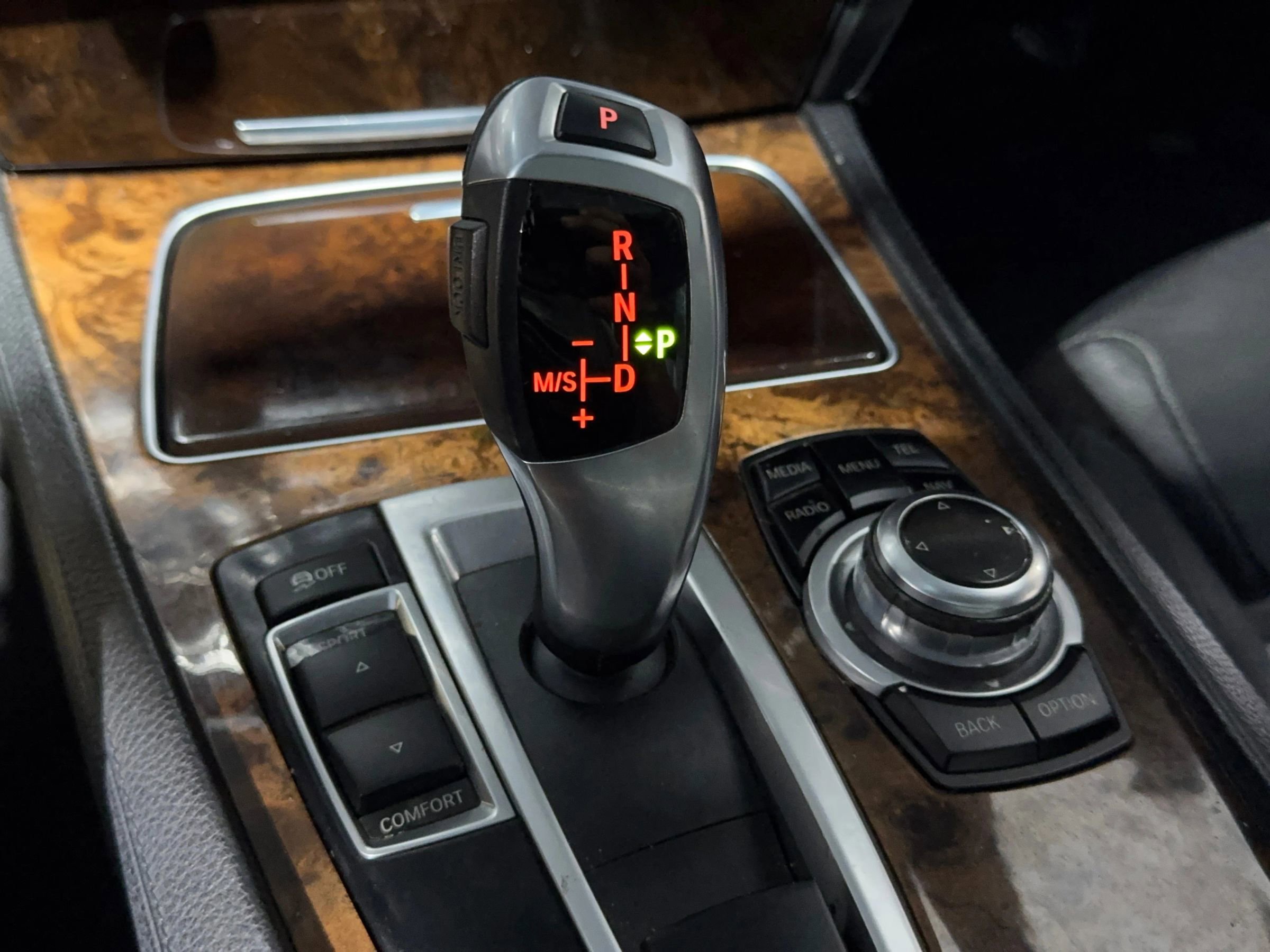 Used 2013 BMW 740Li image 42