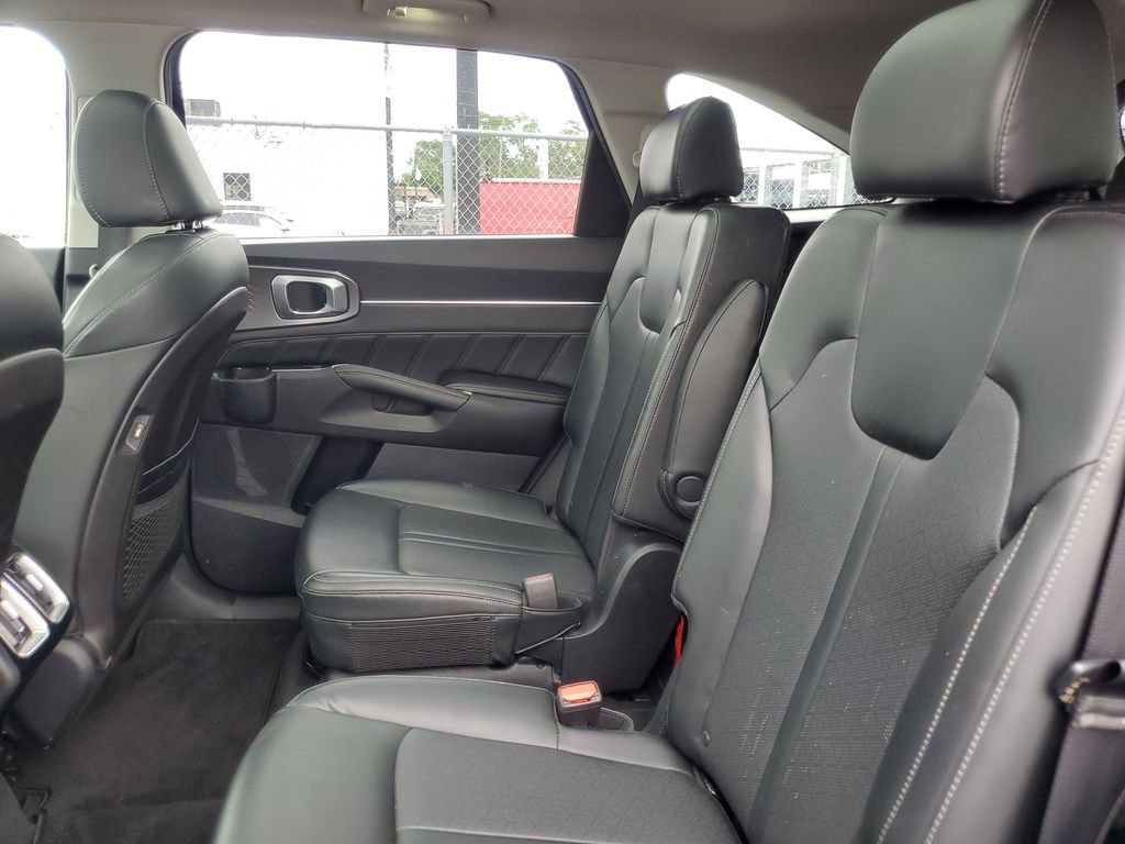 Used 2021 Kia Sorento SX image 37
