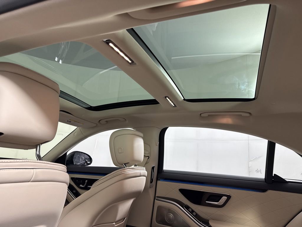 Certified 2022 Mercedes-Benz S 580 4MATIC Sedan image 22