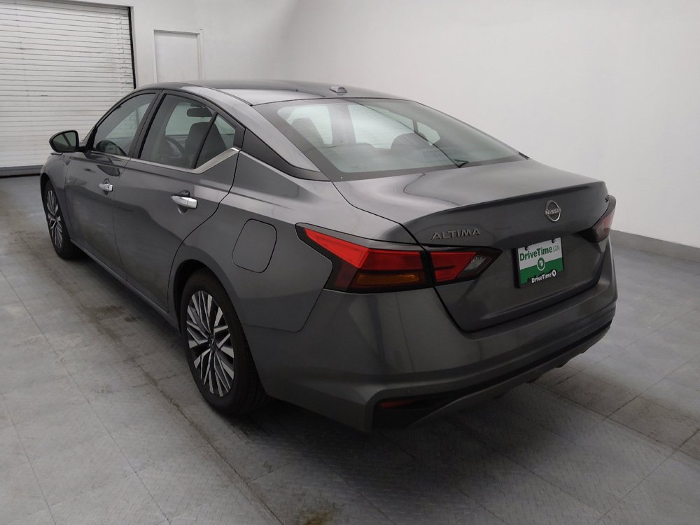 Used 2024 Nissan Altima 2.5 SV image 5