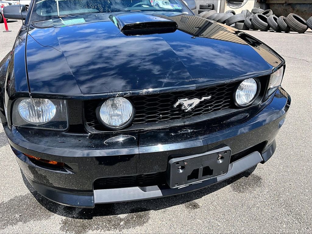 Used 2009 Ford Mustang GT Premium image 22
