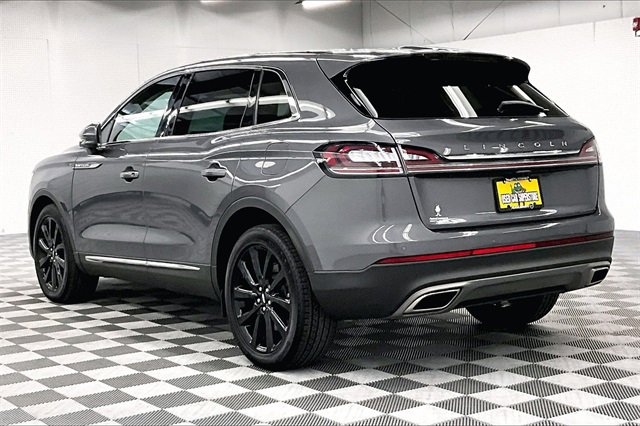 Used 2022 Lincoln Nautilus Reserve w/ Monochromatic Package image 2