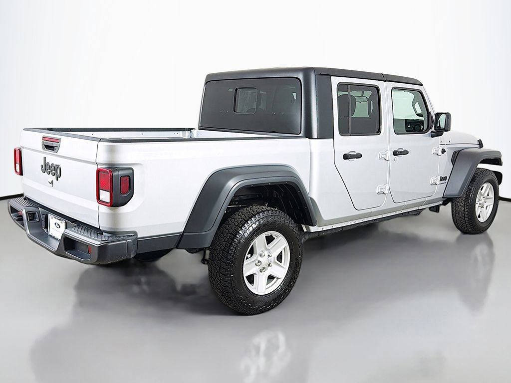 Used 2023 Jeep Gladiator Sport AWD/4WD image 7
