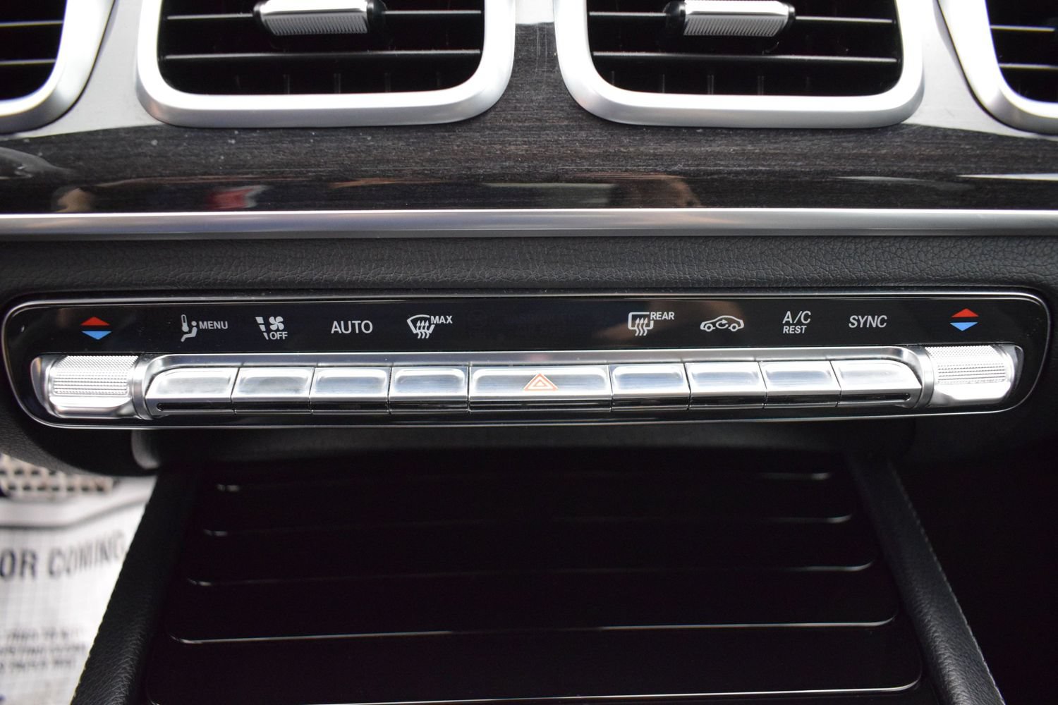 Used 2020 Mercedes-Benz GLE 350 4MATIC image 23
