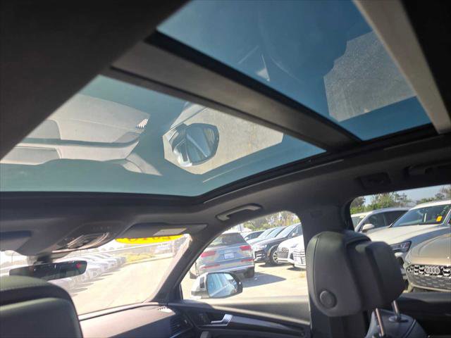 Used 2018 Audi SQ5 Premium Plus w/ S Sport Package image 22