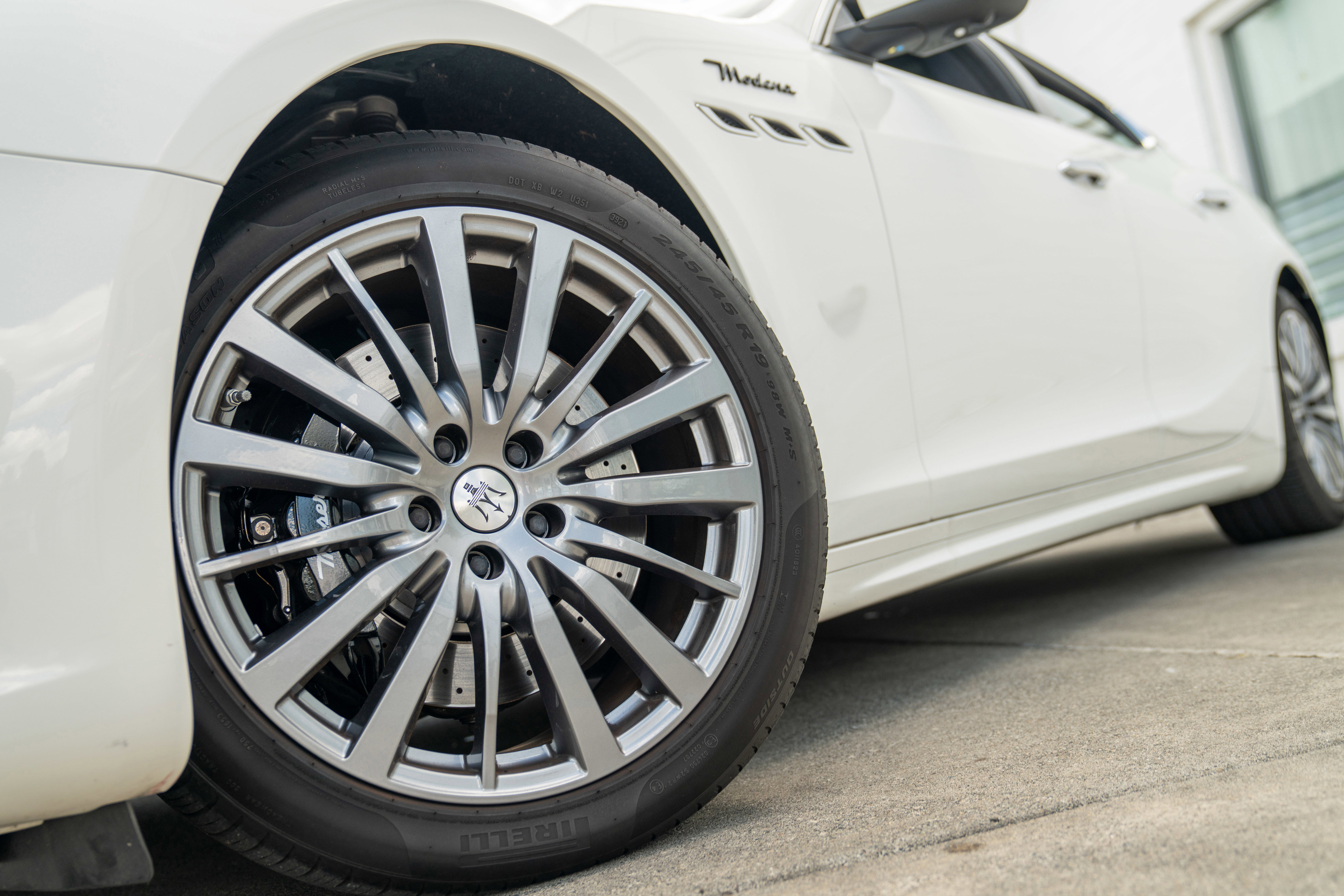 Used 2022 Maserati Ghibli Modena image 4