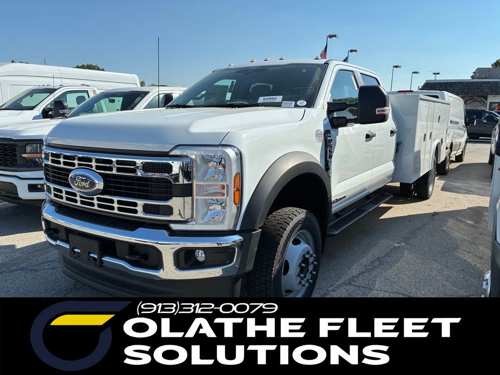 New 2026 Ford F550 4x4 Crew Cab image 2