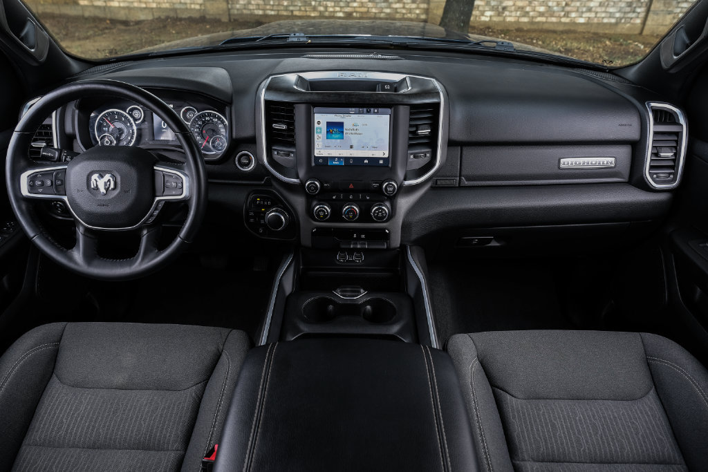 Used 2023 RAM 1500 Big Horn AWD/4WD image 5