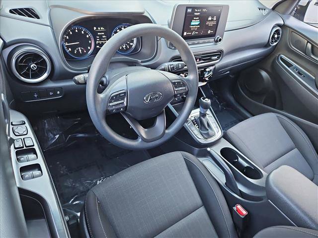 Used 2023 Hyundai Kona SEL FWD image 10
