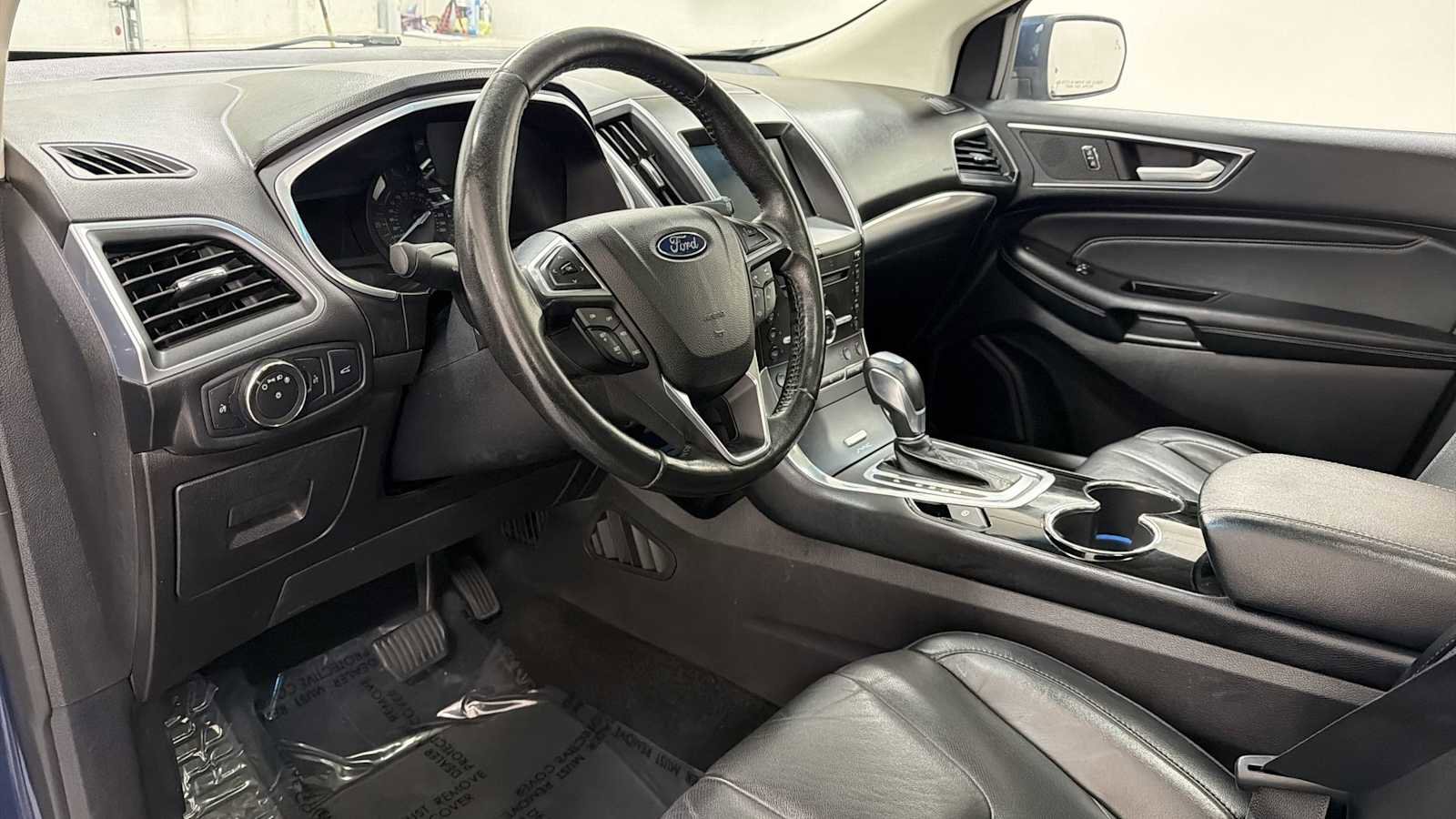 Used 2017 Ford Edge Titanium w/ Equipment Group 301A image 12