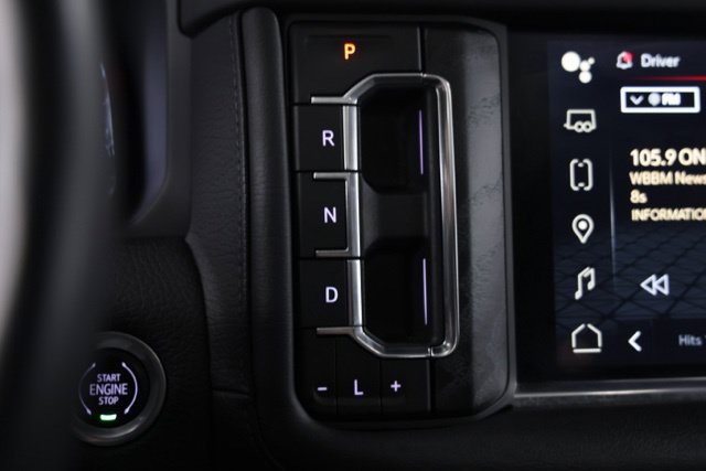 Used 2023 GMC Yukon Denali AWD/4WD image 30