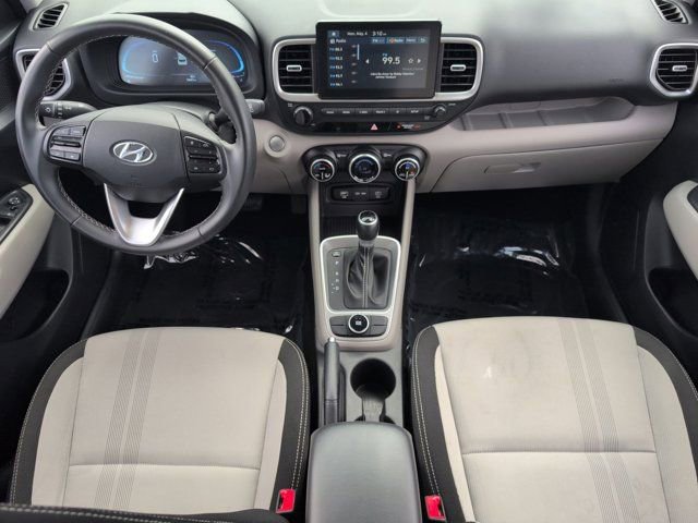 Used 2025 Hyundai Venue SEL FWD image 25