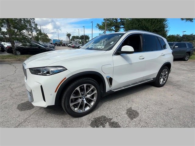 Used 2025 BMW X5 xDrive50e image 37