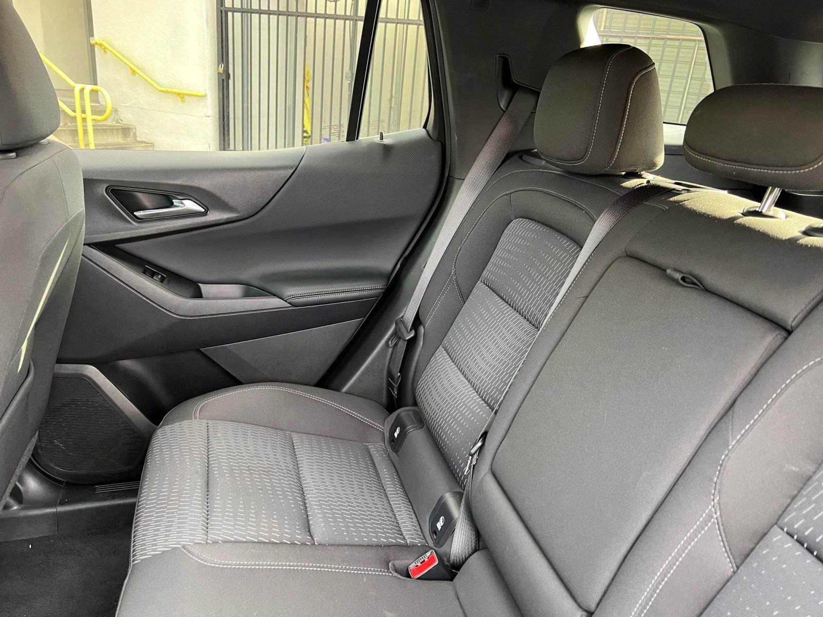 Used 2025 Chevrolet Equinox LT image 38