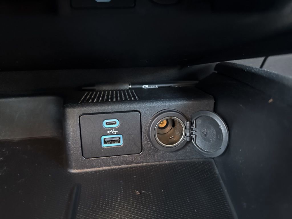 Used 2022 Ford Escape S image 18